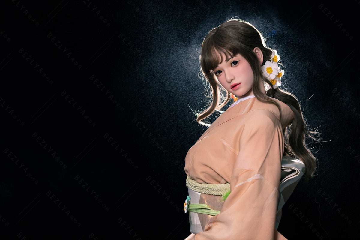 Boneca Sexual Helianthus (Bezlya Doll 162cm C-Cup 2.2U Silicone)