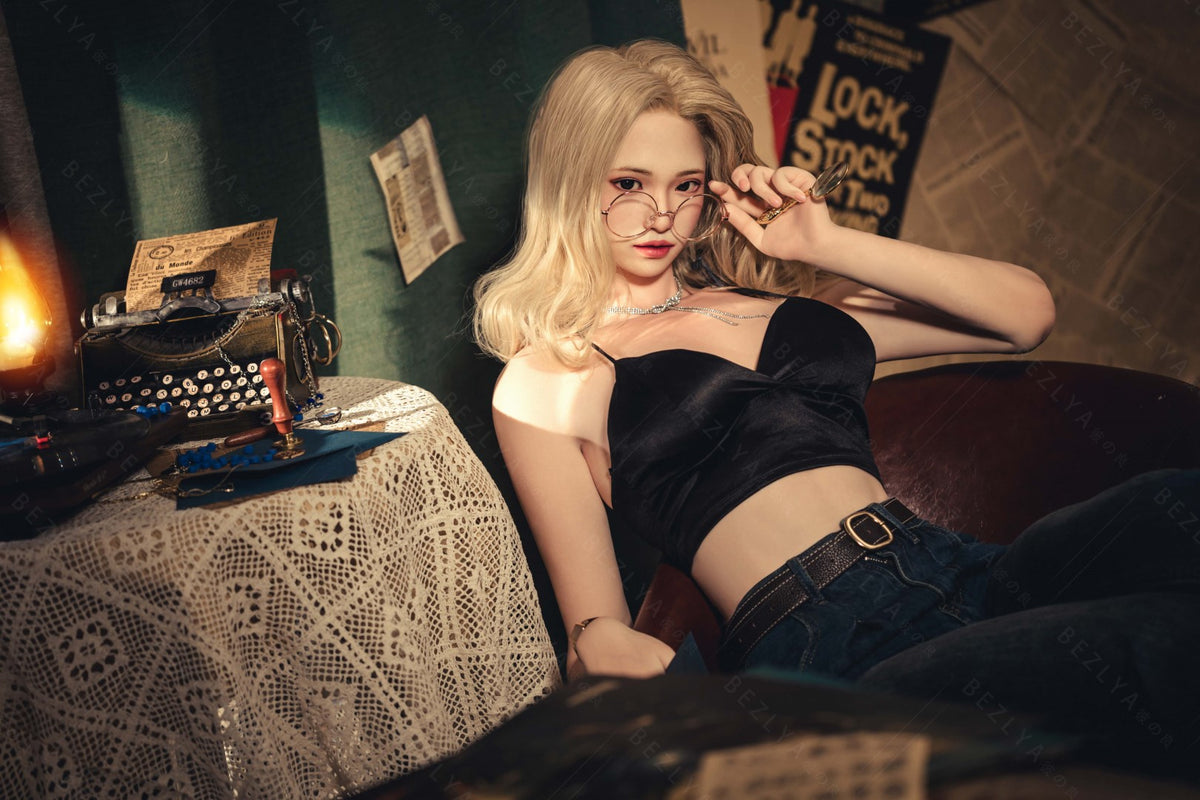 Boneca Sexual Helianthus (Bezlya Doll 162cm C-Cup 2.2U Silicone)