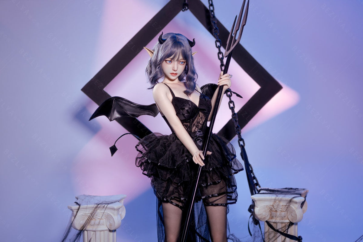 Boneca Sexual Campânula (Bezlya Doll Copo D de 149cm 2.1 Silicone)