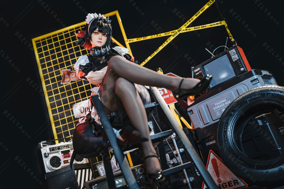 Boneca Sexual Campânula (Bezlya Doll Copo E de 155cm 2.2CF Silicone)