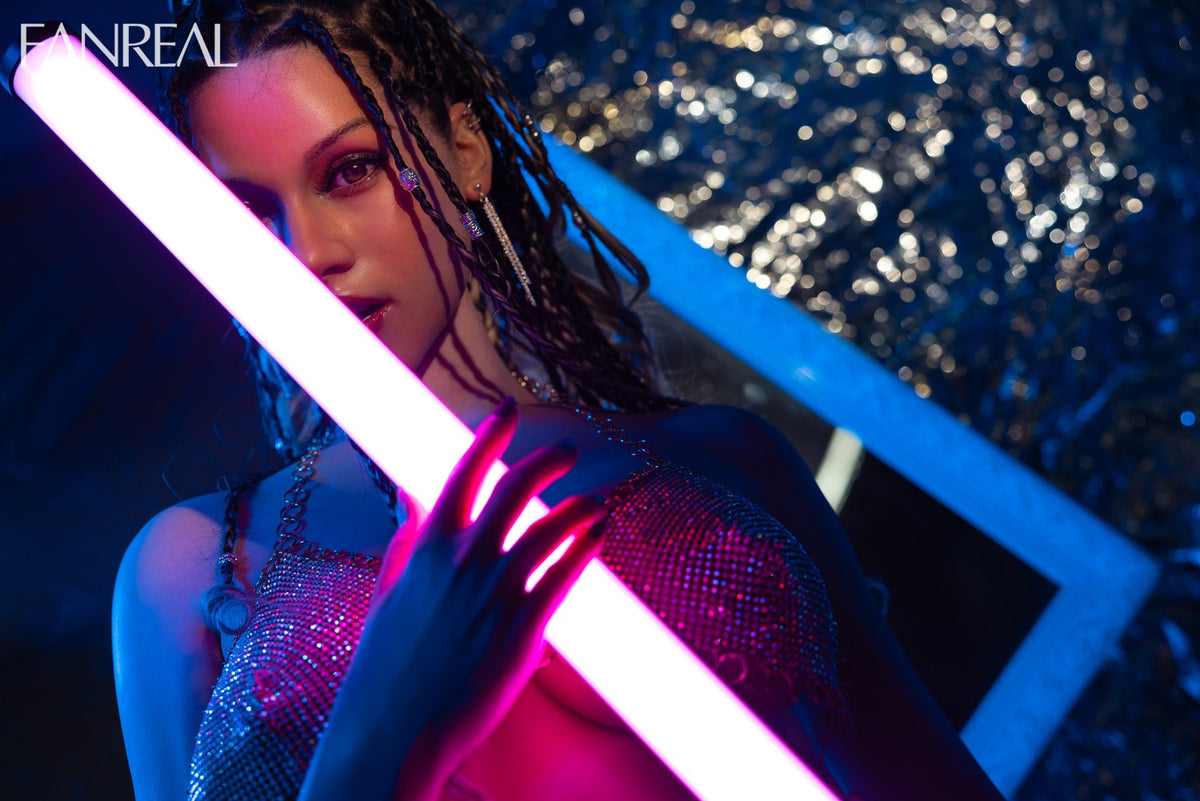 Vanessa Sex doll (FanReal Doll 168cm F-cup silicone)