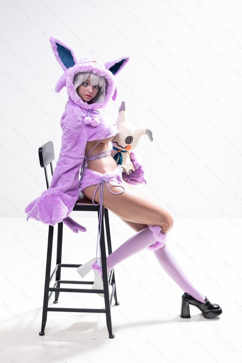 Boneca Sexual Campânula (Bezlya Doll Copo E de 155cm 2.2CF Silicone)