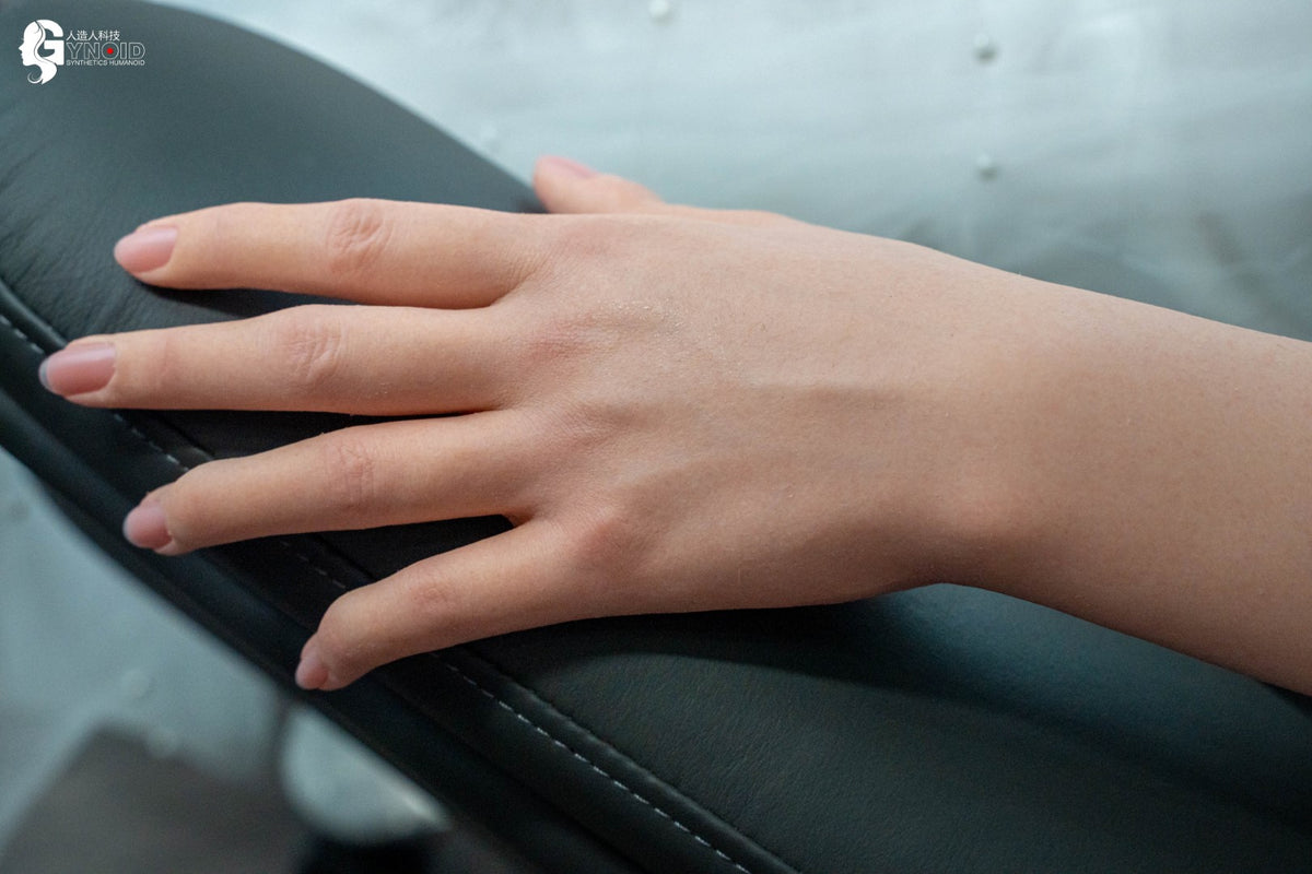 Boneca sexual Lori Modelo 13R Deluxe (Gynoid Doll Silicone com copo F de 170 cm)