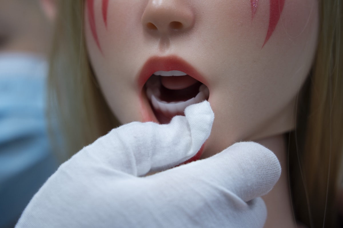 Aryana.Uma boneca sexual com torso (SEDoll Copo J de 103 cm #22SO RST silicone)