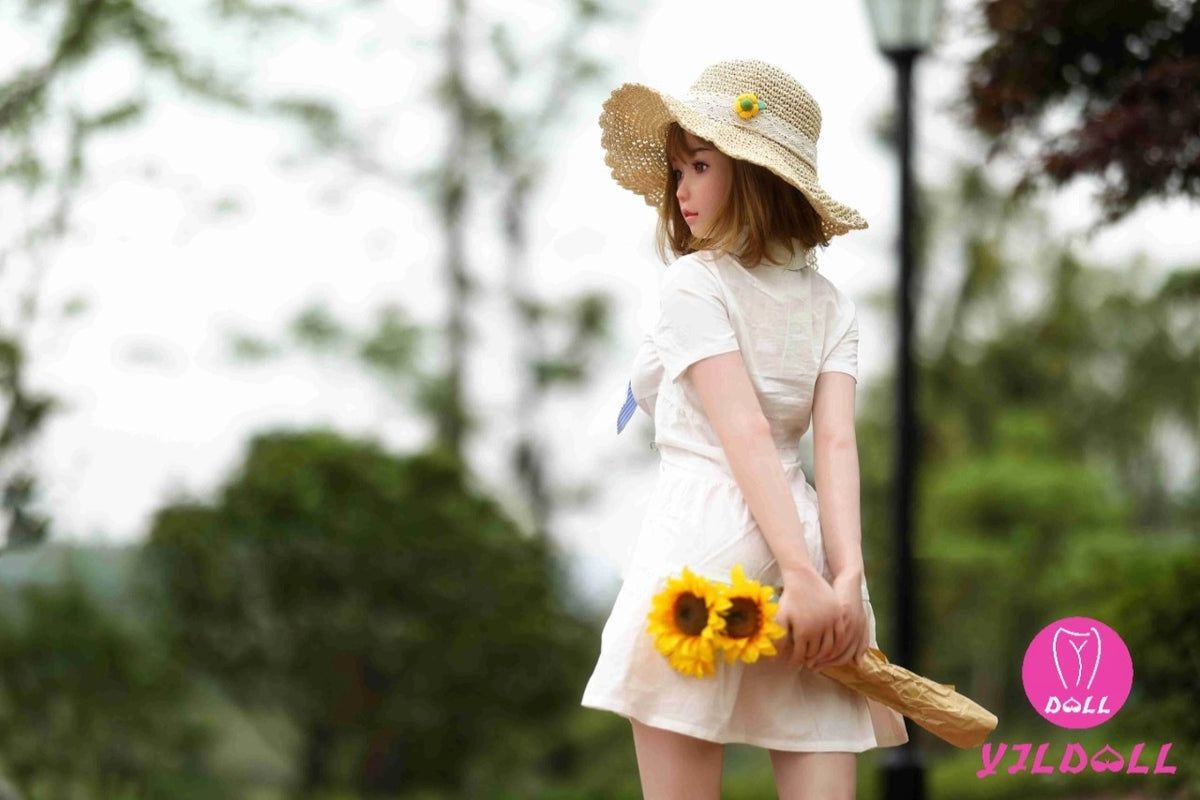 Boneca Sexual Lilianna (YJL Doll Copo C 148cm #315 TPE+Silicone)