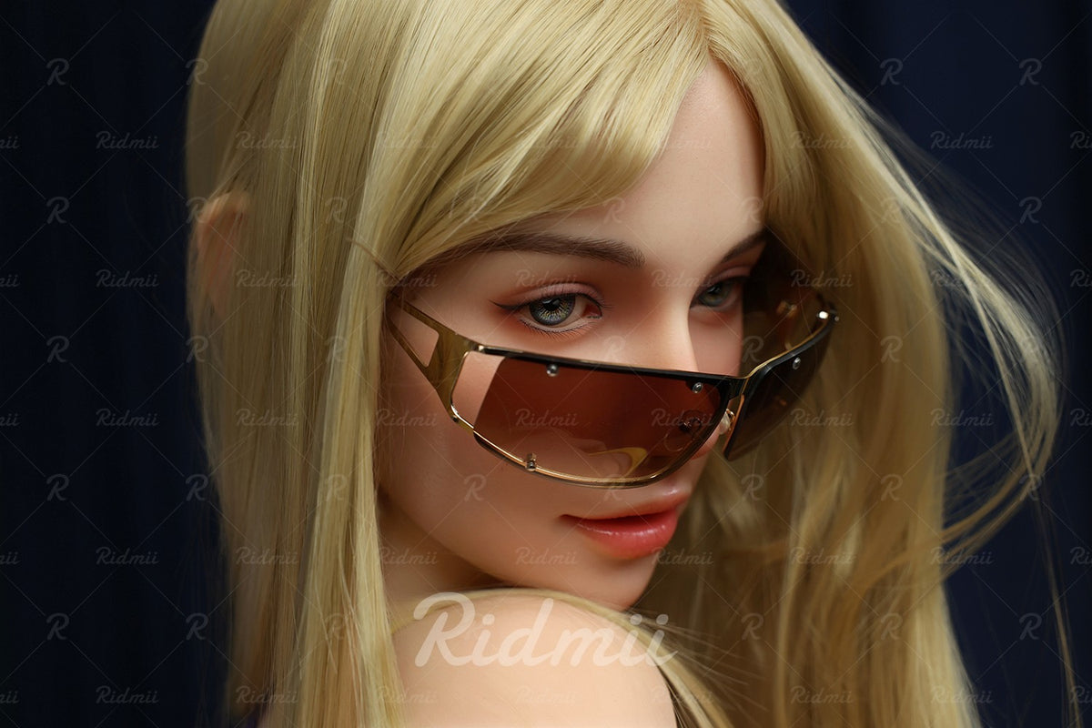 Boneca Sexual Nyx (Ridmii Doll Copo C de 164cm TPE+Silicone)