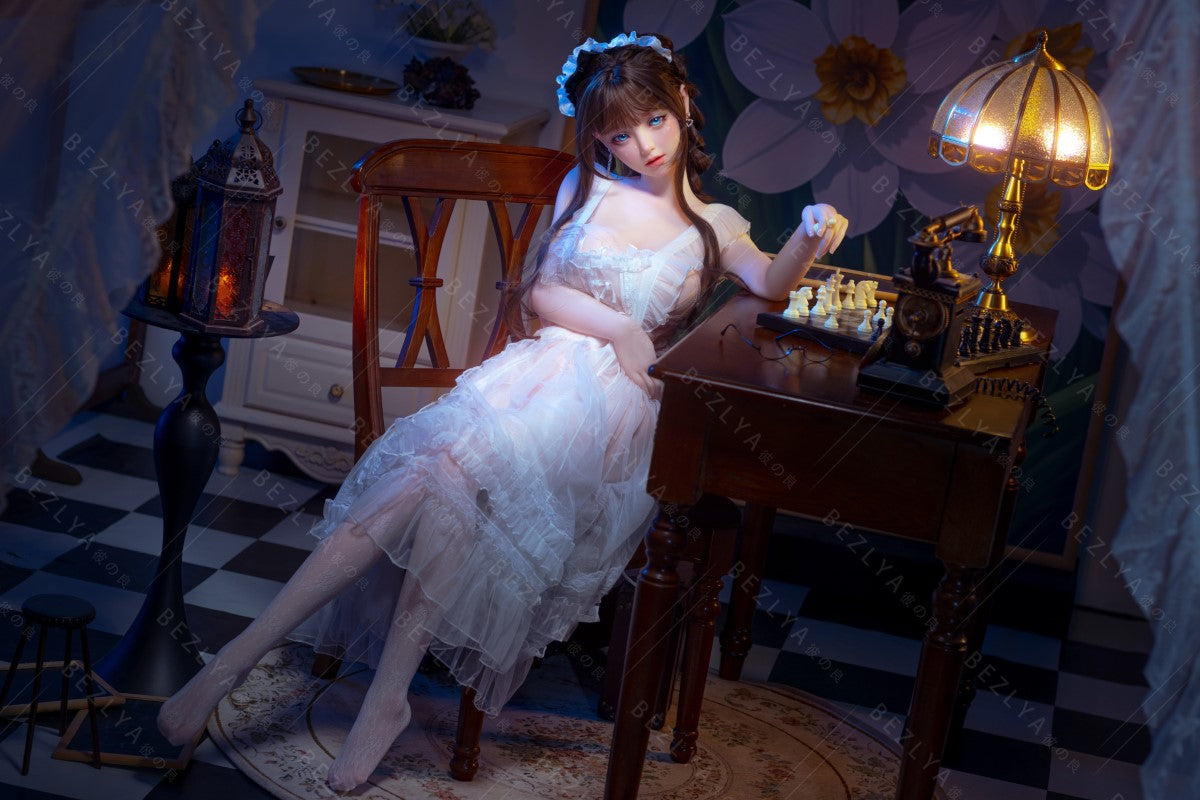 Boneca Sexual Campânula (Bezlya Doll Copo D de 149cm 2.0 TPE+Silicone)