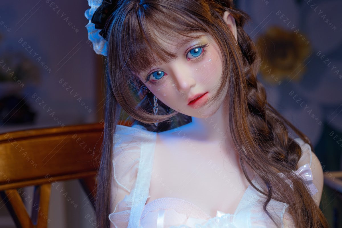 Boneca Sexual Campânula (Bezlya Doll Copo D de 149cm 2.0 TPE+Silicone)