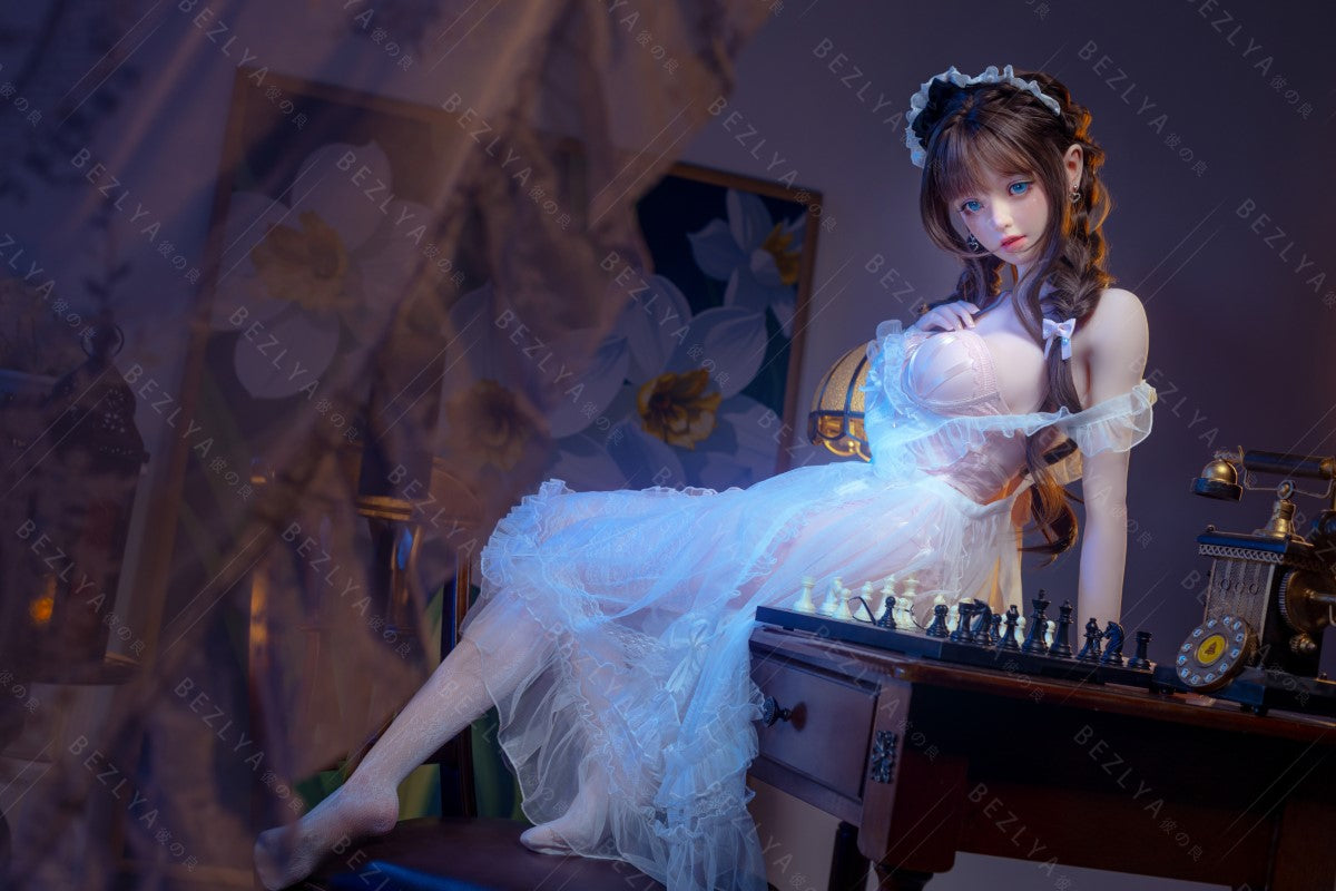 Boneca Sexual Campânula (Bezlya Doll Copo D de 149cm 2.0 TPE+Silicone)