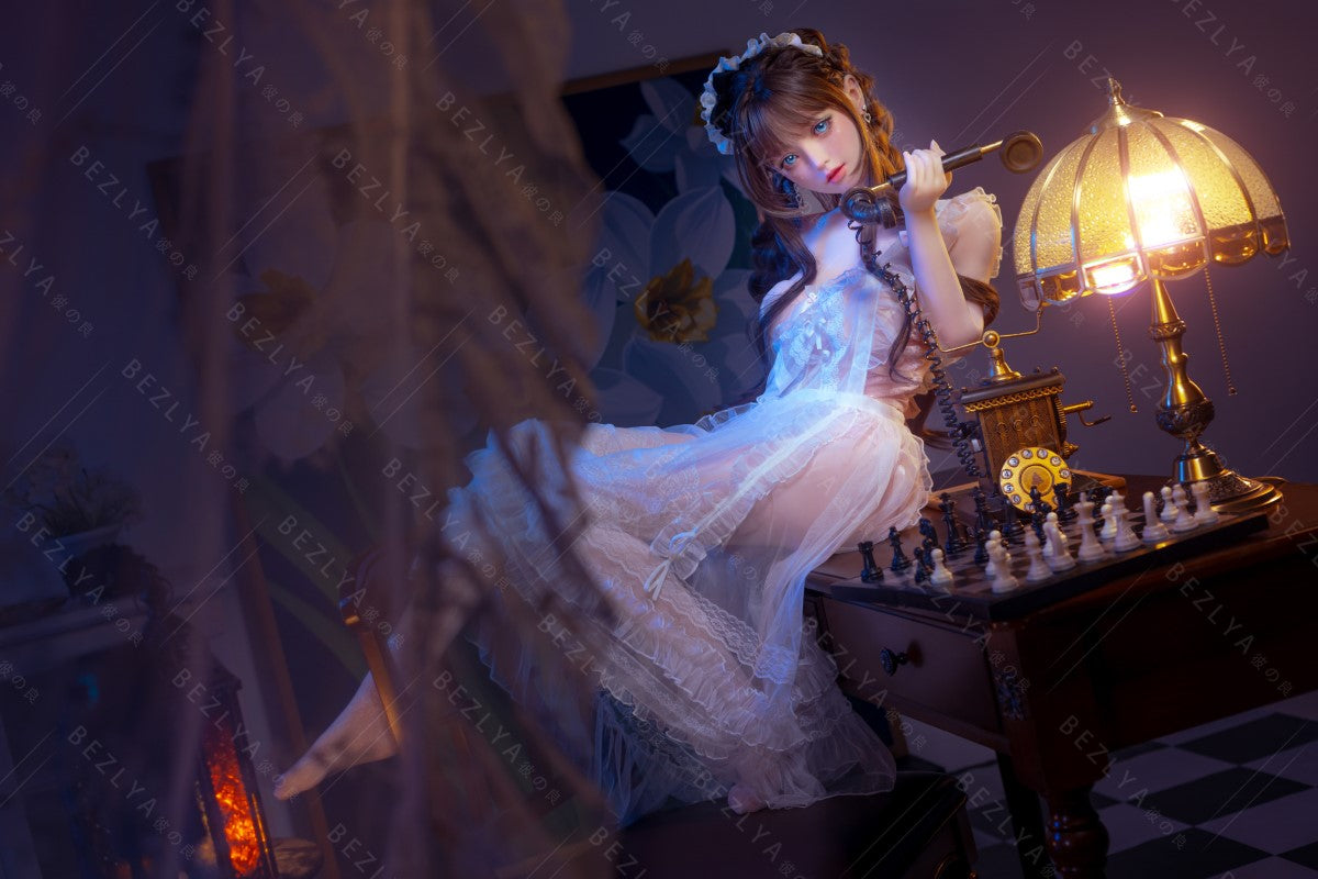 Boneca Sexual Campânula (Bezlya Doll Copo D de 149cm 2.0 TPE+Silicone)