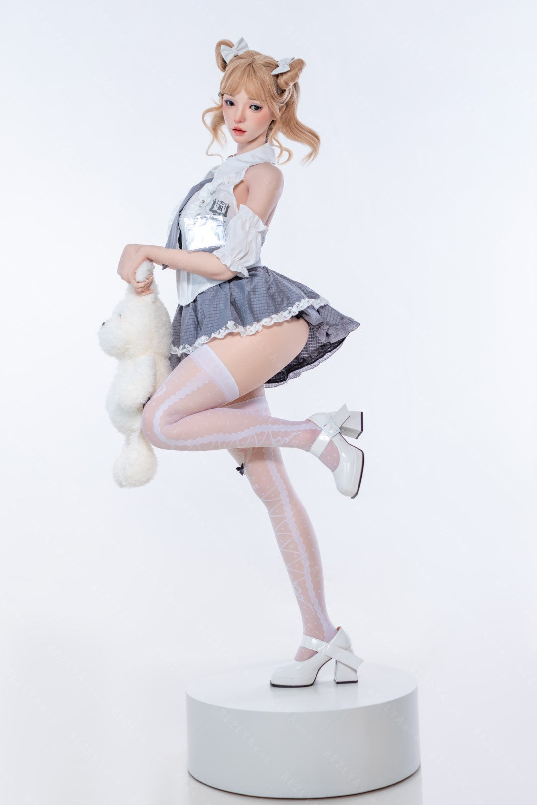 Boneca sexual de Albizia (Bezlya Doll 155cm E-Cup 2.2cf silicone)