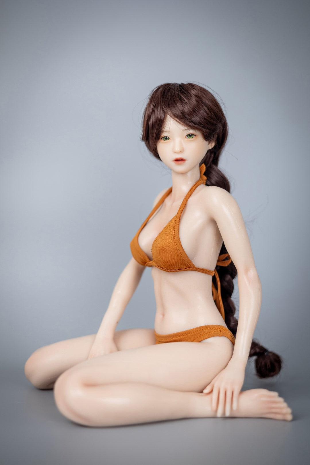 Anya (Doll Forever Silicone com copo D de 60 cm)