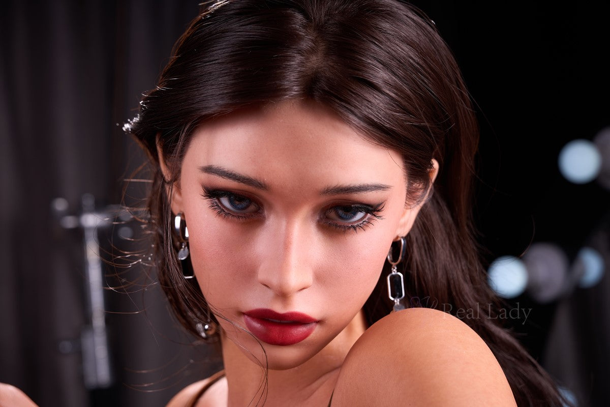 Hailey Sex doll (Real Lady 159cm F-cup R12 silicone)