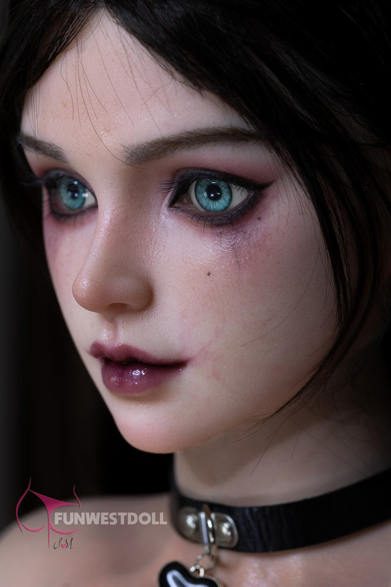 Boneca Sexual Lírio (FunWest Doll Copo E de 160cm #036S Silicone)