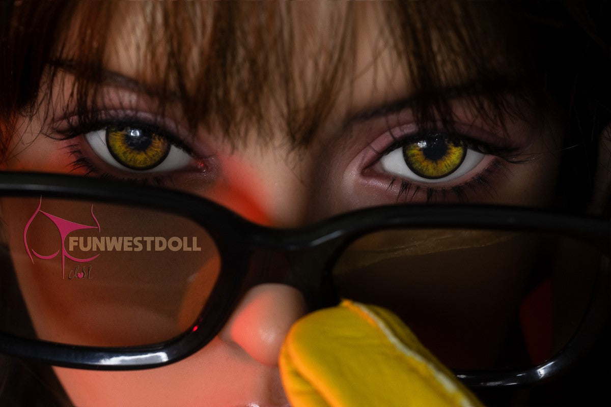 Boneca Sexual Lírio (FunWest Doll Copa F de 162 cm #036 TPE)