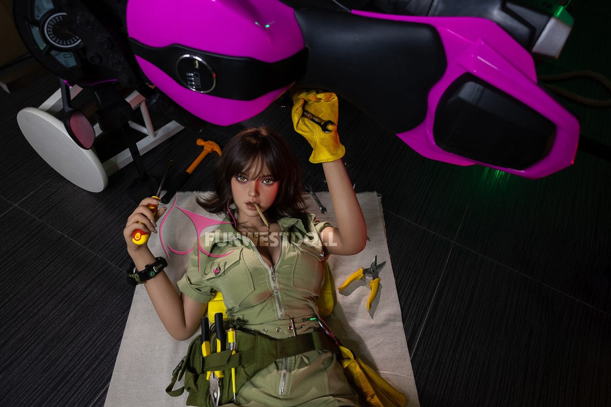 Boneca Sexual Lírio (FunWest Doll Copa F de 162 cm #036 TPE)