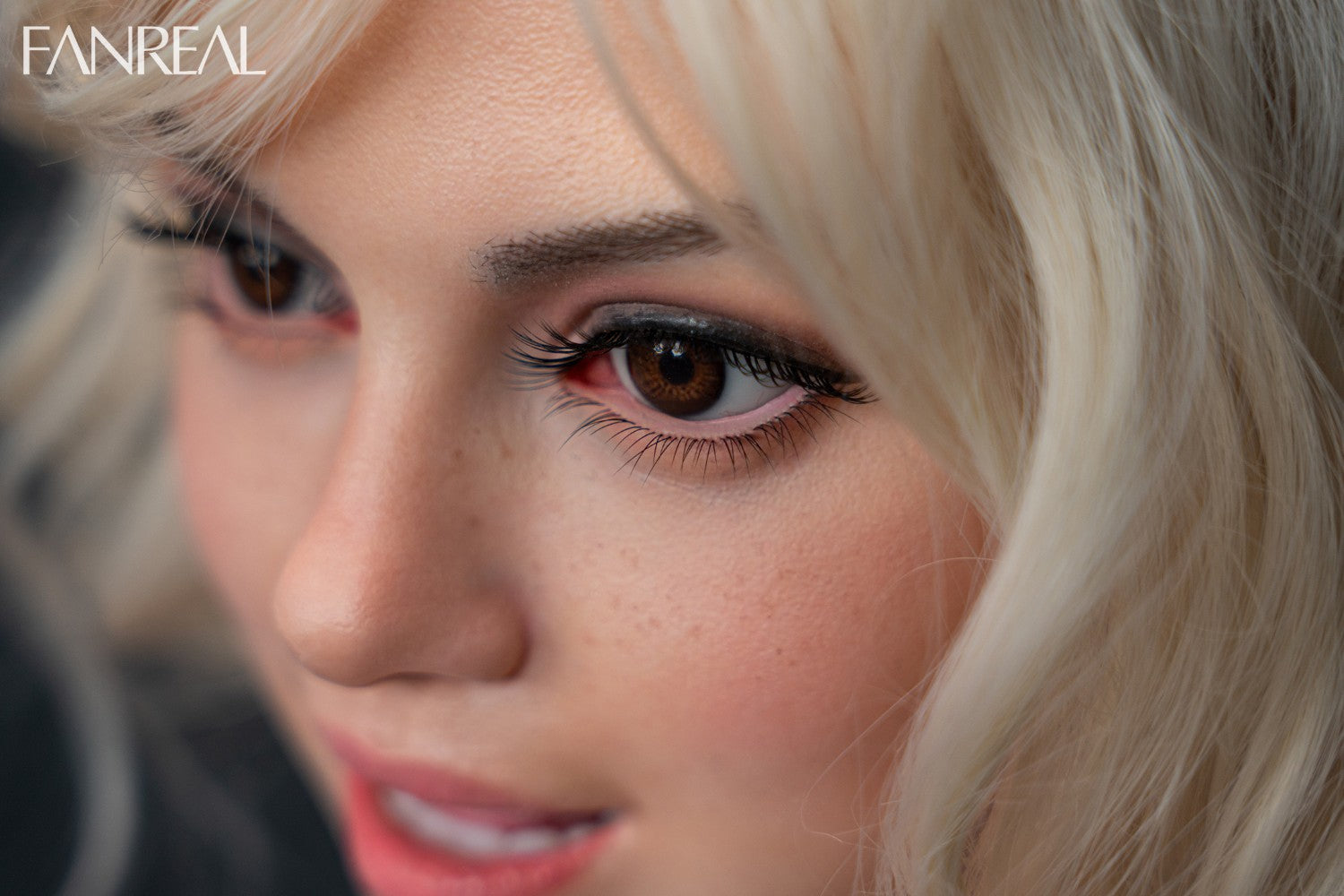 María muñeca sexual (FanReal Doll 155 cm copa F de silicona)