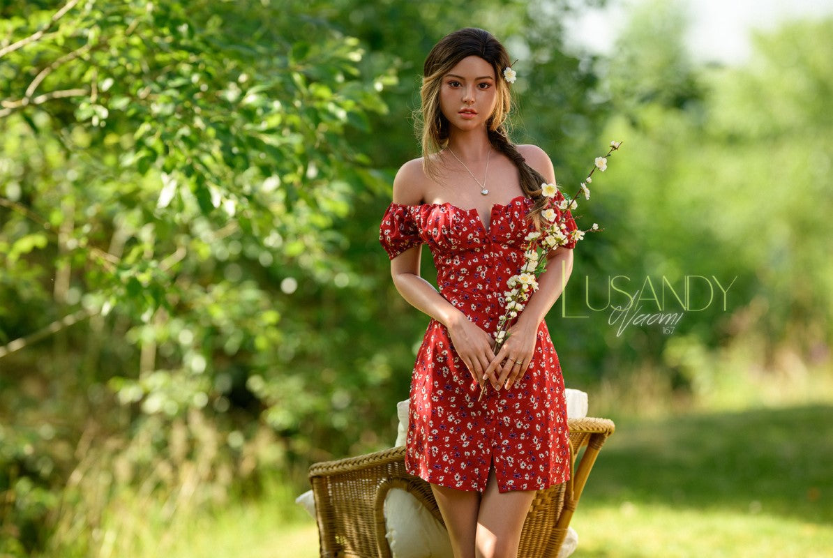 Boneca sexual Naomi (Lusandy Doll Silicone copo B de 167 cm)