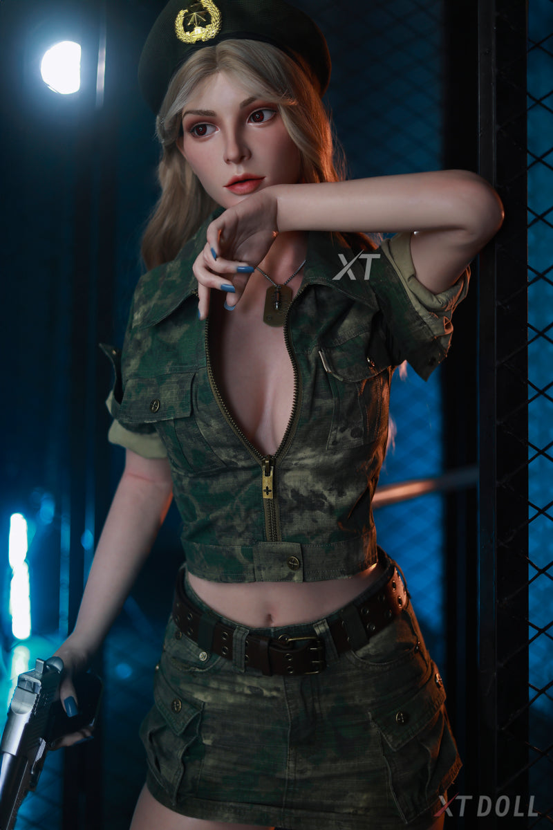 Boneca Sexual Melanie (XT Doll Copo C de 164 cm #XT-15-B Silicone)