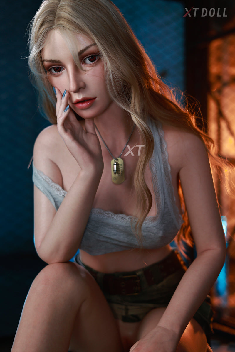 Boneca Sexual Melanie (XT Doll Copo C de 164 cm #XT-15-B Silicone)