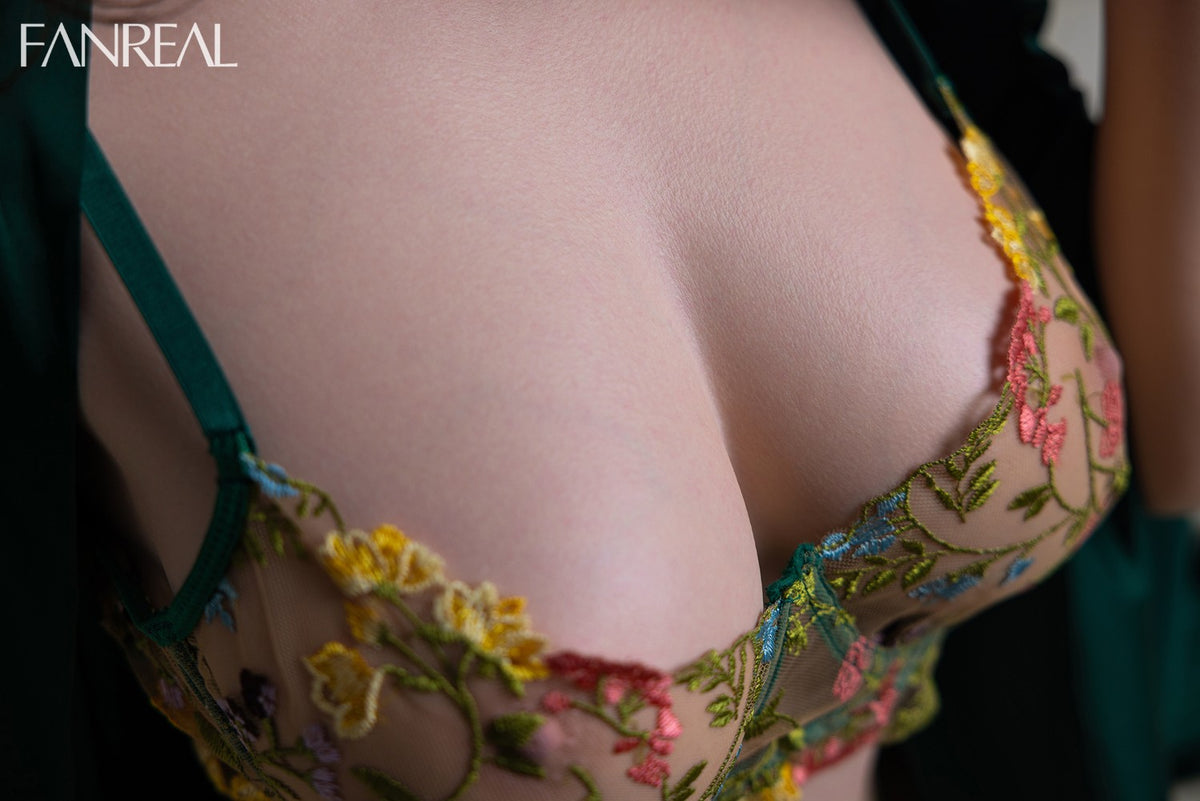 Gina Sexdocka (FanReal Doll 155cm F-kupa RST Silikon)