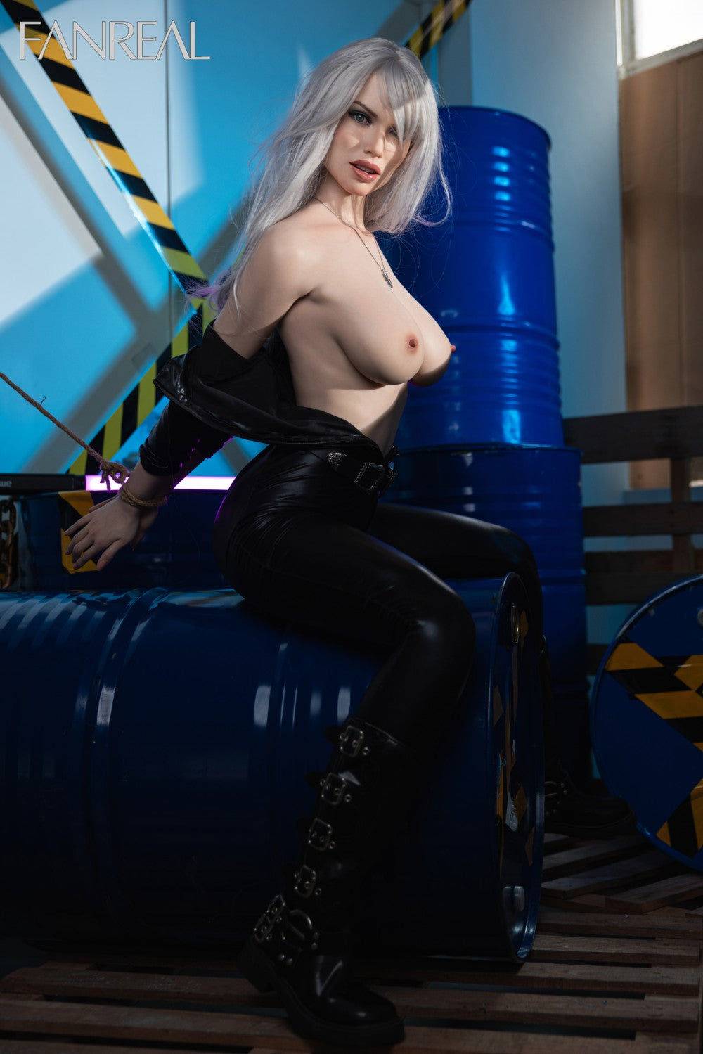 Boneca Sexual Kelly (FanReal Doll Copo 168cm F Silicone)