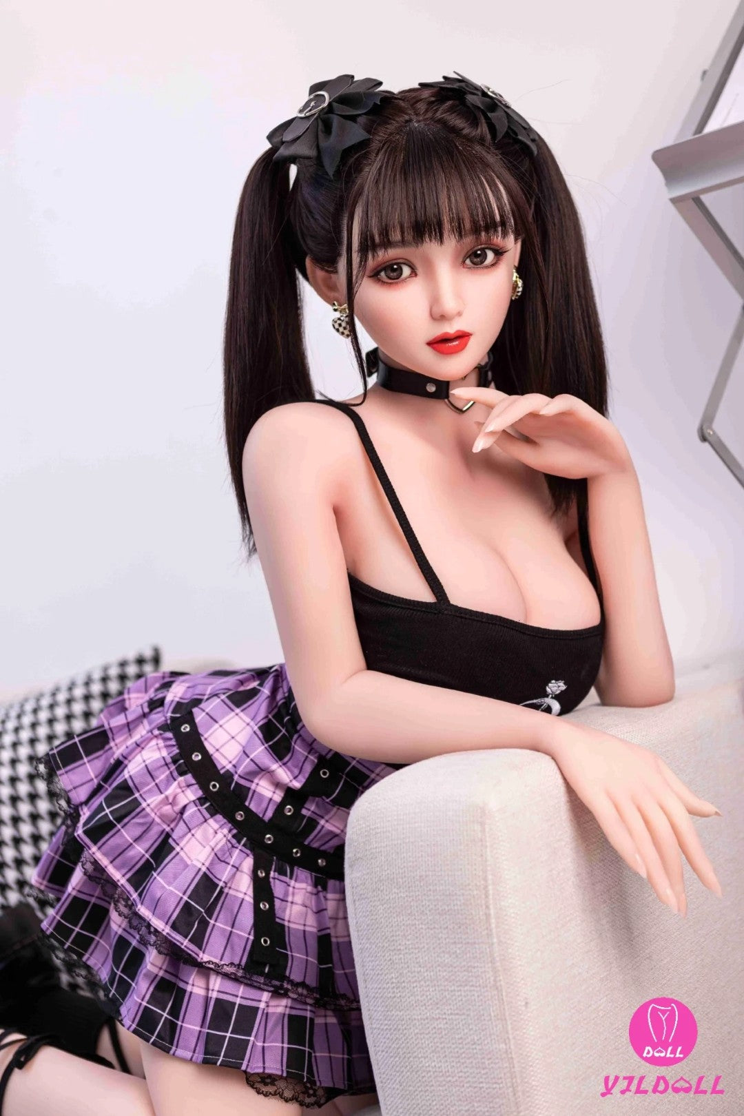 Boneca sexual Jaylah (YJL Doll Copo D de 148cm #375 TPE+Silicone)