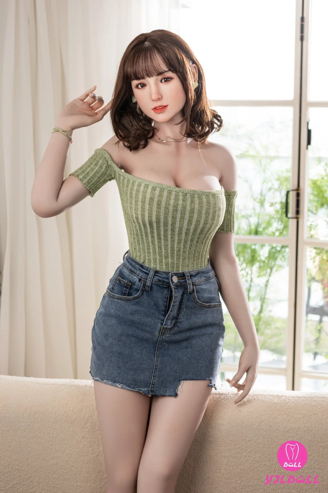 Boneca Sexual Aurora (YJL Doll Copo E de 168cm #427 TPE+Silicone)
