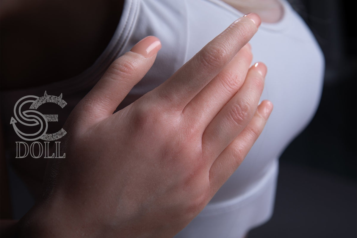 Boneca sexual Queena.G (SEDoll Copo E de 161 cm #083SO Silicone Pro)