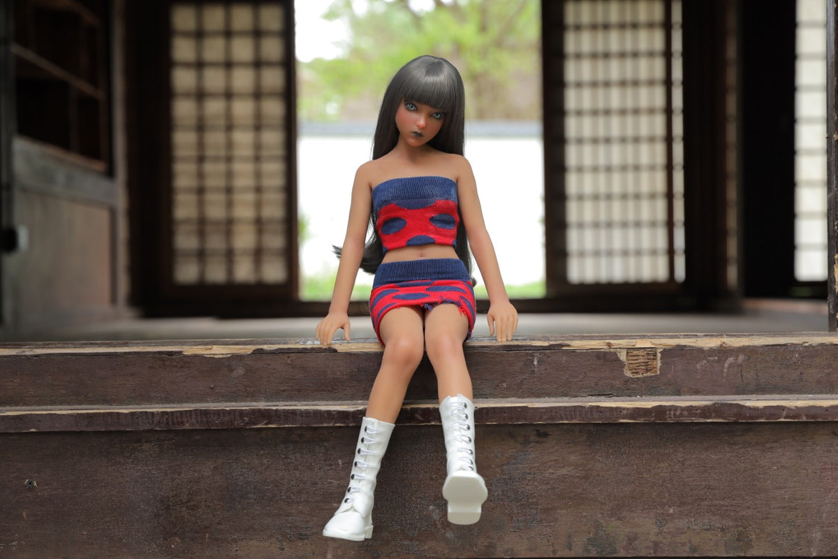 Boneca sexual Momoko (Climax Doll Mini copo B 60cm Silicone)