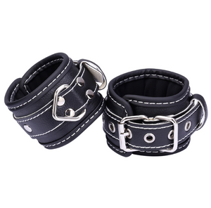 Kit BDSM - algemado, chicote, coleira, gagball, máscara ocular (conjunto com 9 partes)