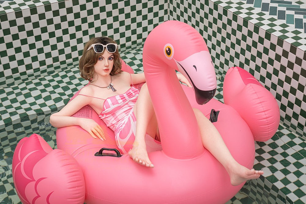 Boneca sexual Callie (Irontech Doll 163cm Copo B S9 Silicone)