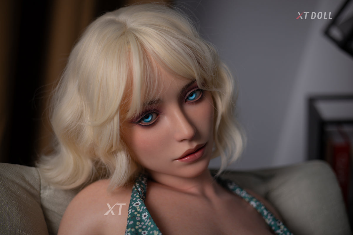 Carey Sex Doll (XT Doll 160cm H-kupa #XT-2-C silicone)