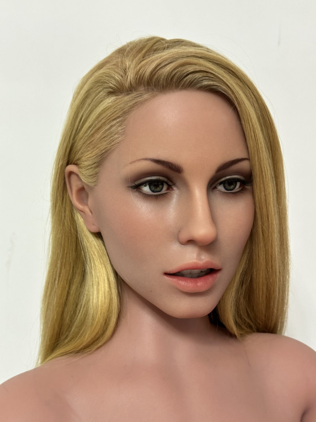 Boneca Sexual Maddie (Zelex 165cm D-Kupa ZXE203-Z1 SLE Silicone)