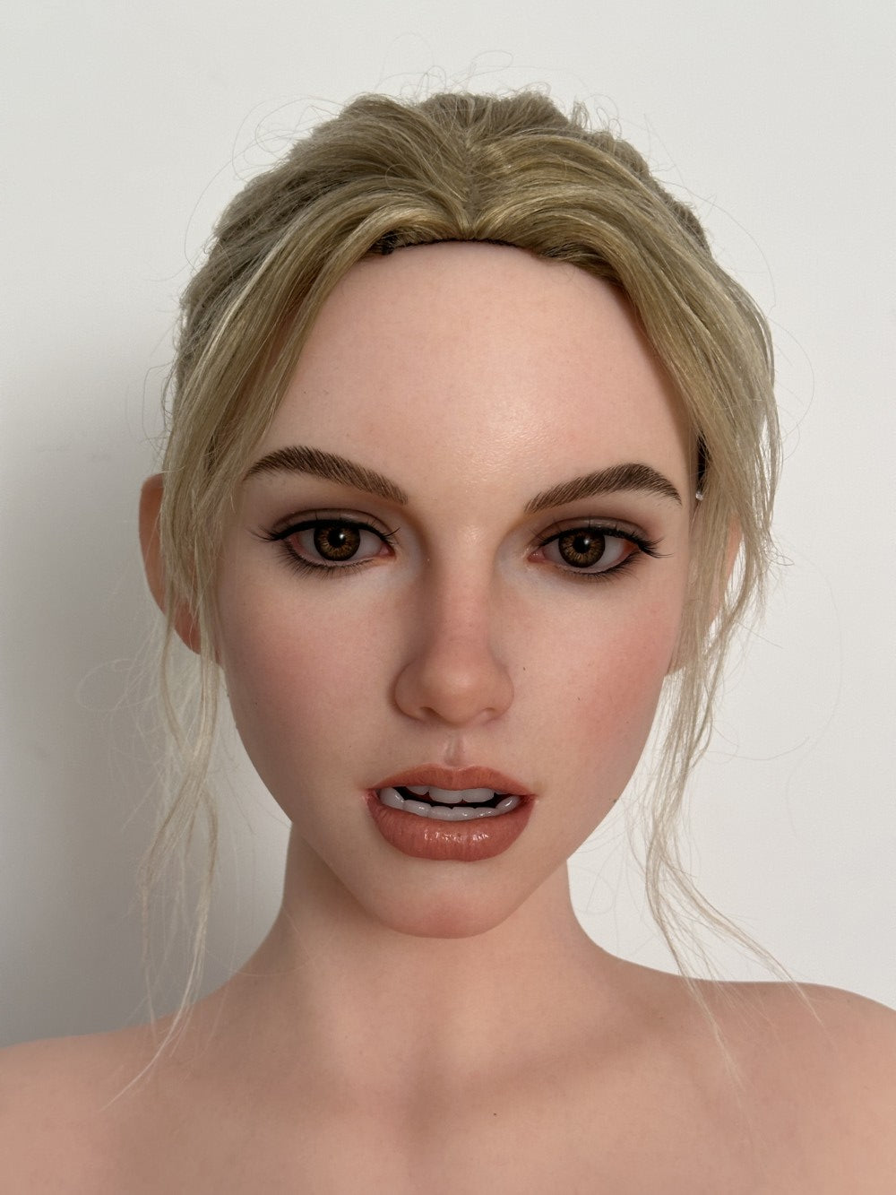 Irina Sex doll (Zelex 164cm g-cup ZXE206-W1 SLE silicone)