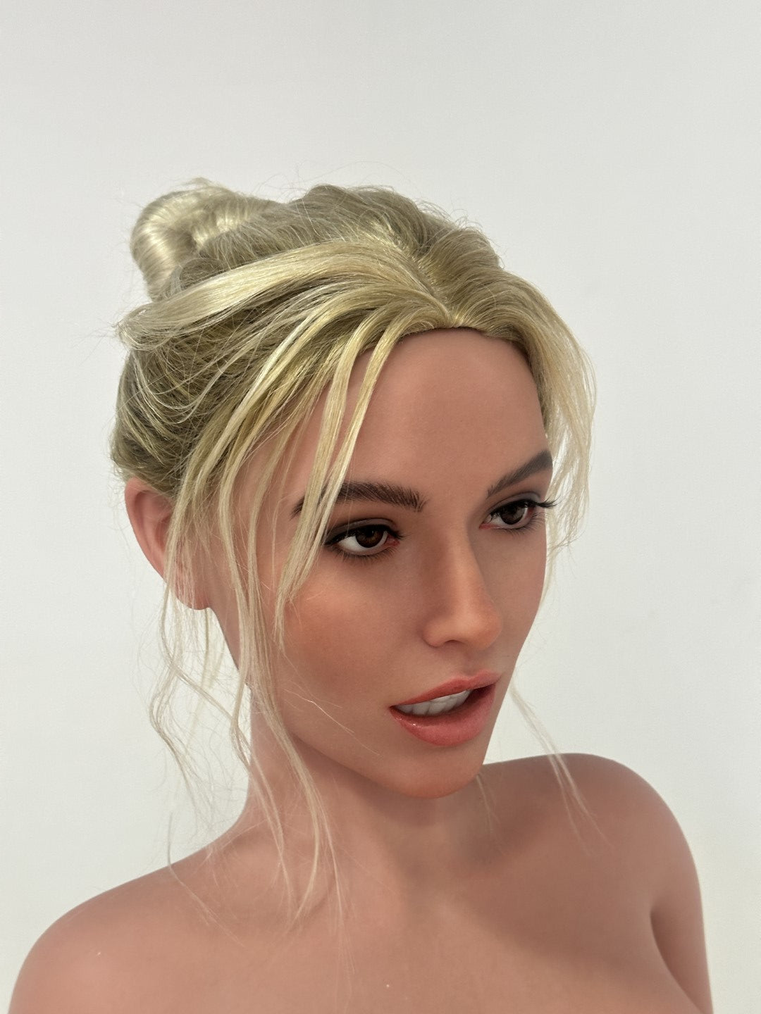 Boneca Sexual Emma (Zelex 163cm E-Kupa ZXE217-3 SLE Silicone)