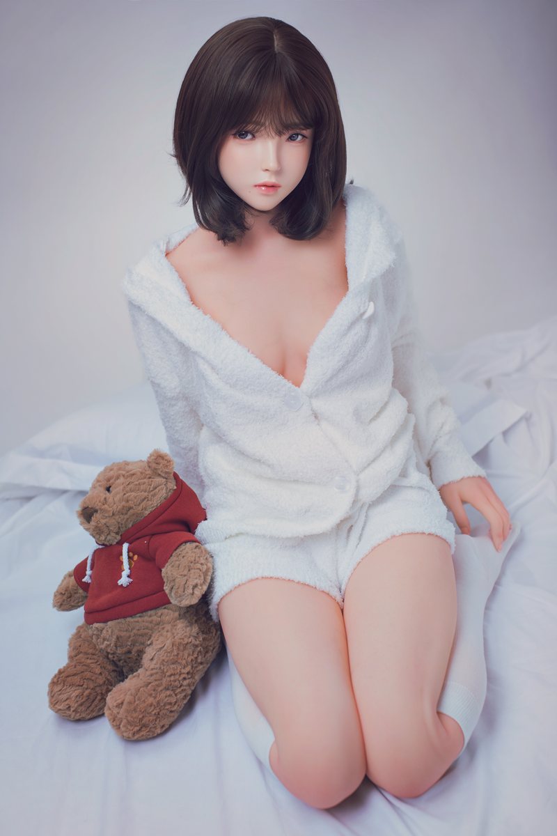 Boneca sexual Miyuki (FUDoll 150cm B-Cup #J014 TPE+Silicone)