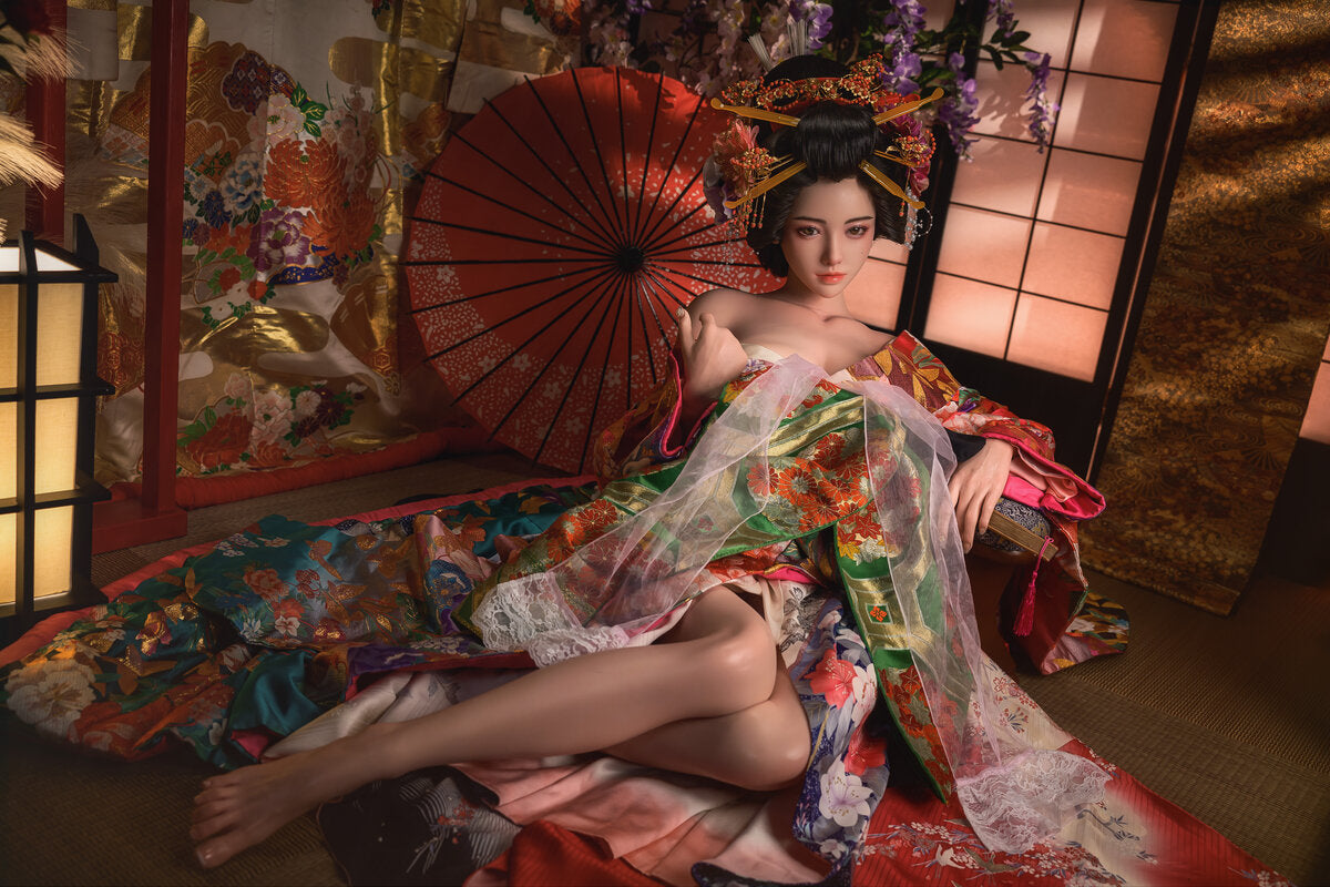 Boneca sexual Xiaobei (FUDoll 161 cm D-Cup Silicone)