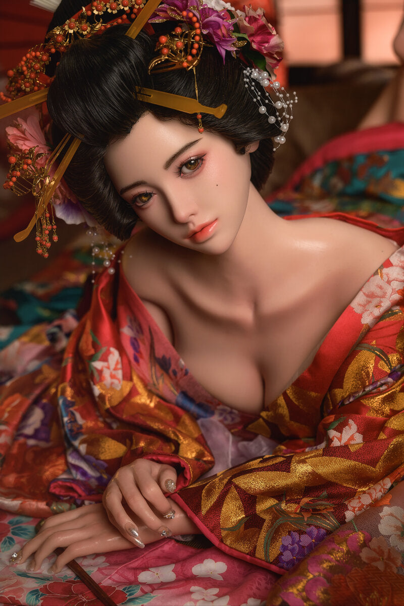Boneca sexual Xiaobei (FUDoll 161 cm D-Cup Silicone)