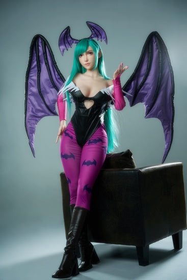 Trajes oficiales de cosplay (Game Lady)
