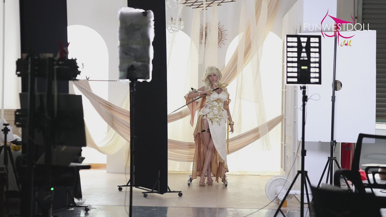 Boneca Sexual Bella (FunWest Doll Copa G de 157 cm #037SJ RST silicone)