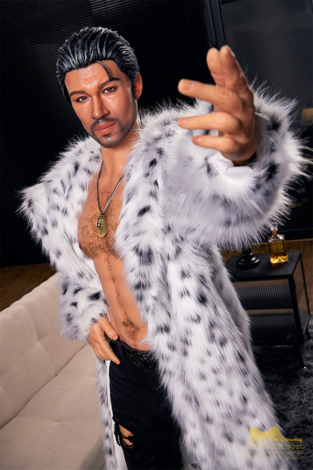 Boneca sexual masculina Gregor (Irontech Doll Silicone M7 de 170cm)