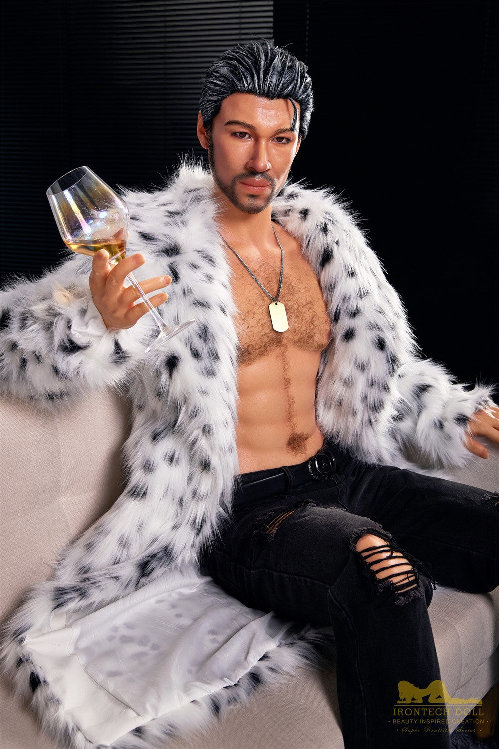 Boneca sexual masculina Gregor (Irontech Doll Silicone M7 de 170cm)