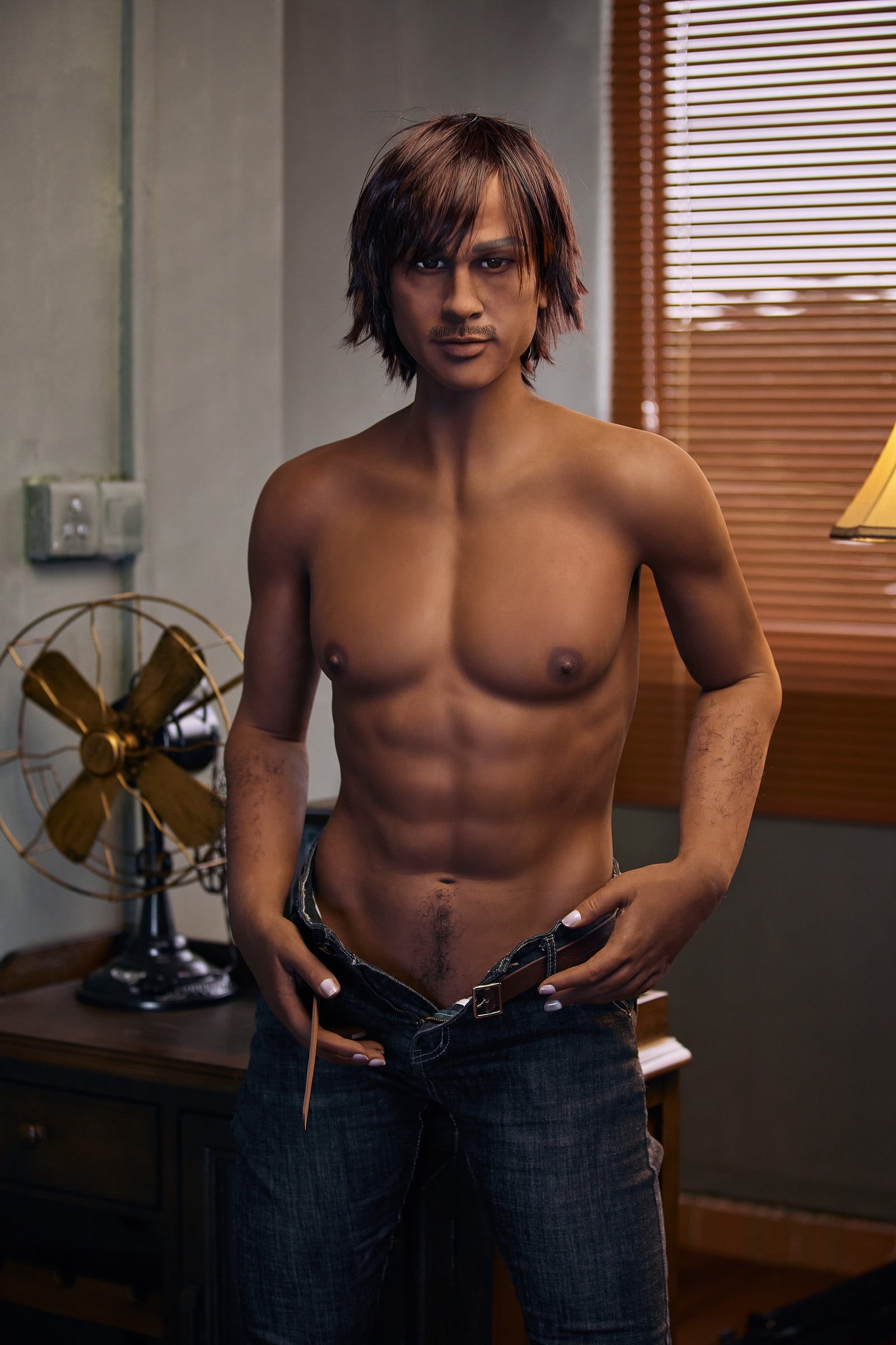 Boneca sexual masculina Charles (Irontech Doll 175cm #201 TPE)