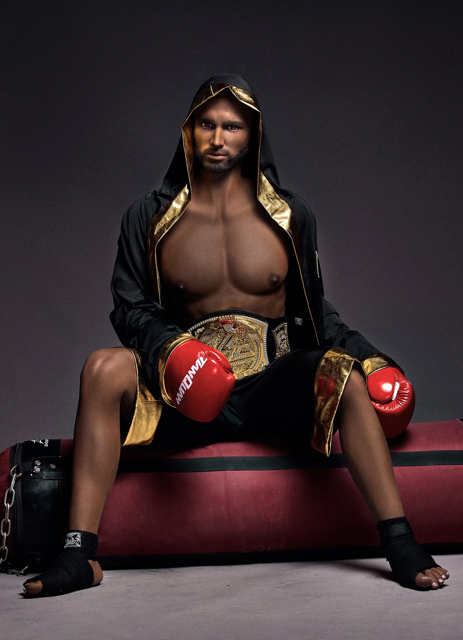 Boneca sexual masculina Kelvin (Irontech Doll 175cm #203 TPE)