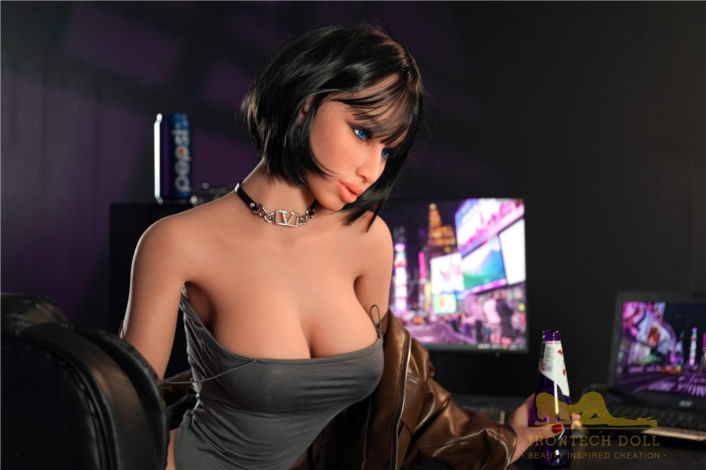 Boneca sexual de Zara (Irontech Doll 167cm F-cop #103 TPE)