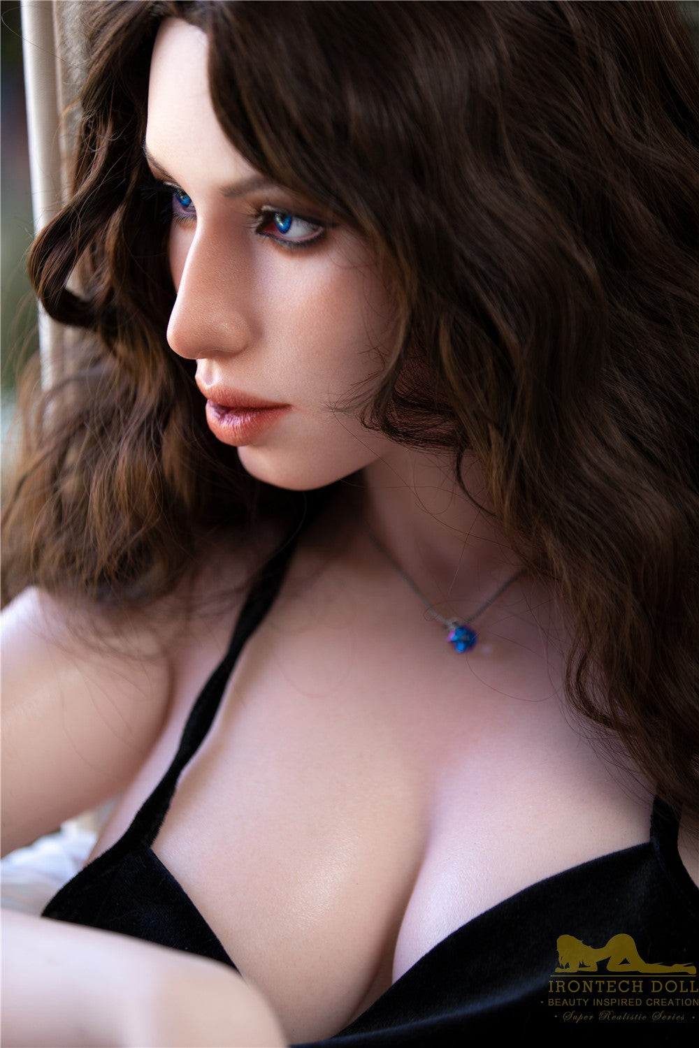 Boneca Sexual Esmeralda (Irontech Doll Copo C 166cm S28 Silicone)