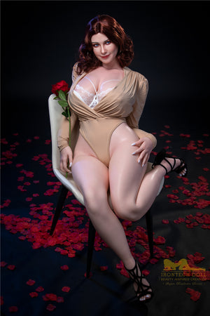 Boneca sexual Carmel (Irontech Doll Silicone H-Kupa S12 de 160cm)