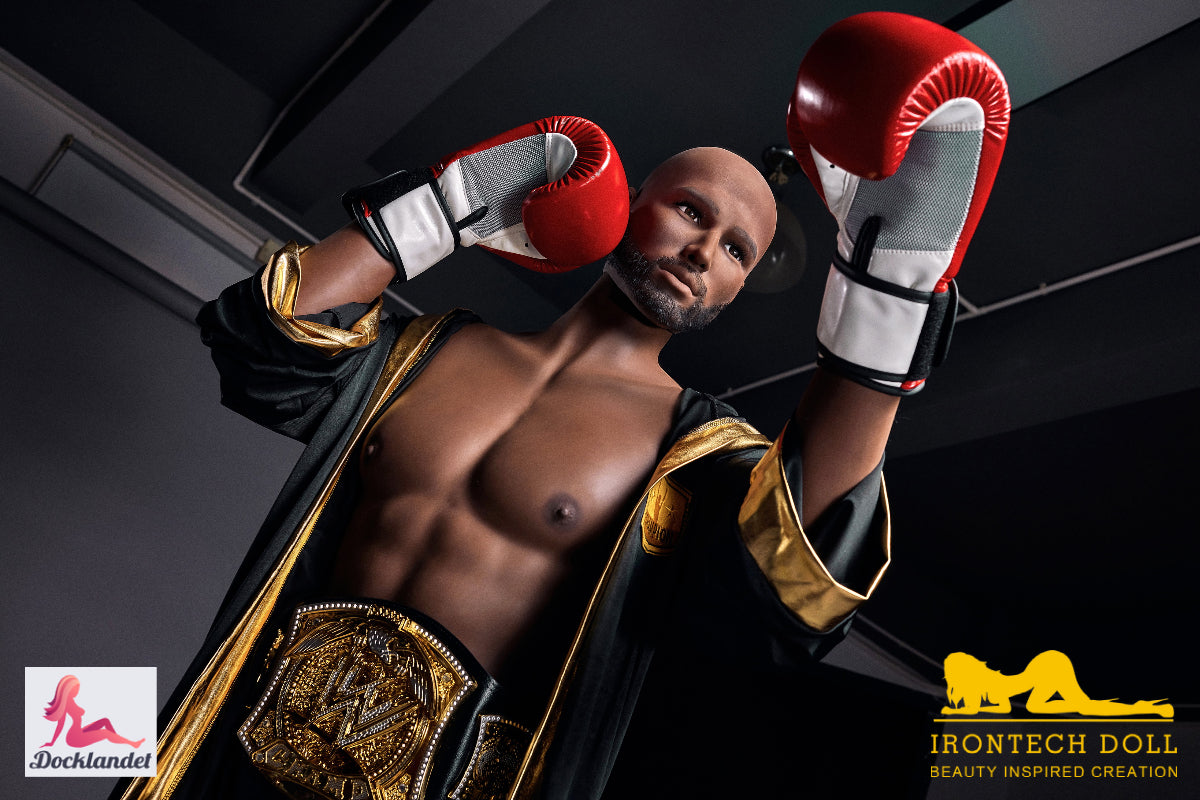 Boneca sexual masculina Kelvin (Irontech Doll 175cm #203 TPE)